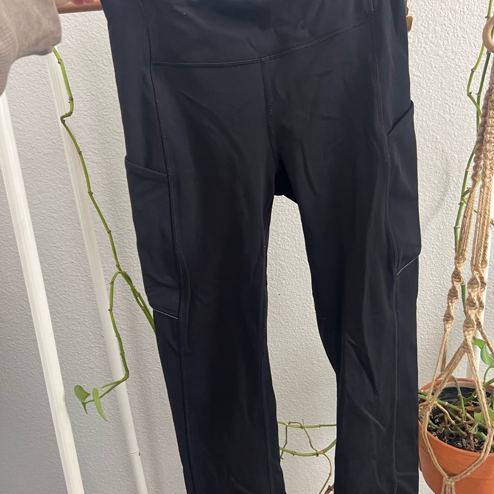 Lululemon Cropped Black Mid-Waisted Leggings